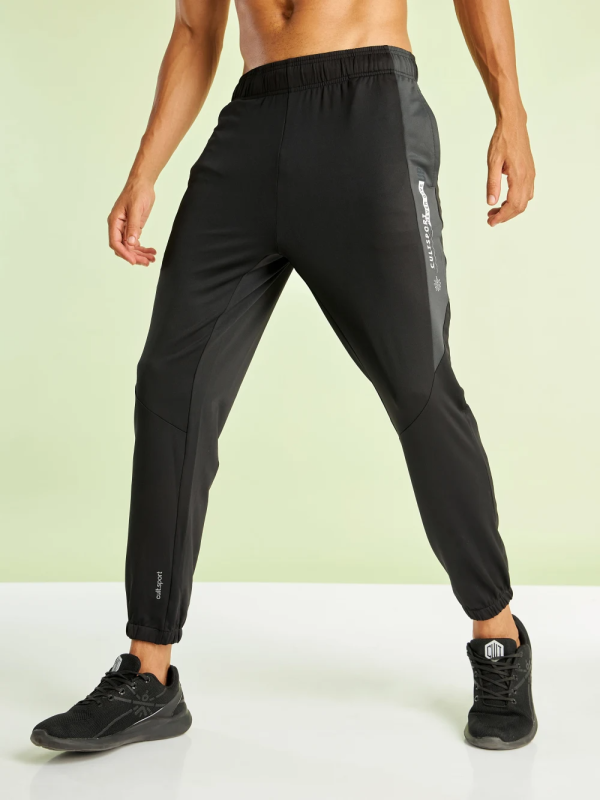 DUNK SPORTSWEAR