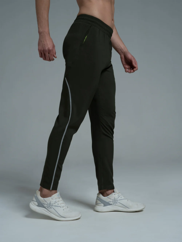 DUNK SPORTSWEAR
