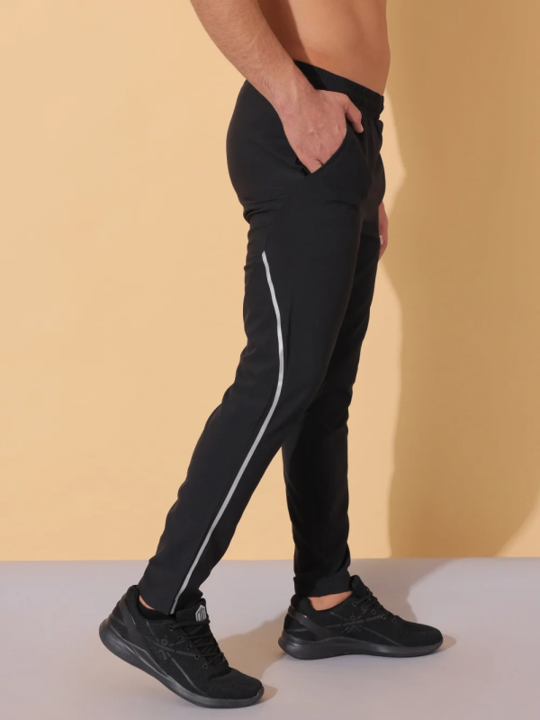 DUNK SPORTSWEAR
